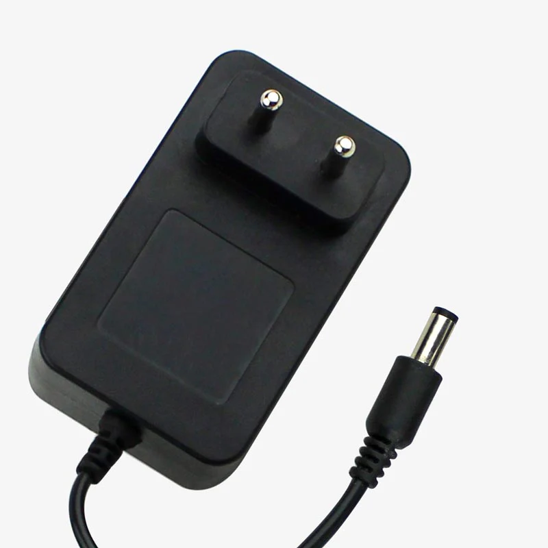 12.6V 1.5A Lithium Battery Charger with charge indication for 12V Battery pack - Image 2