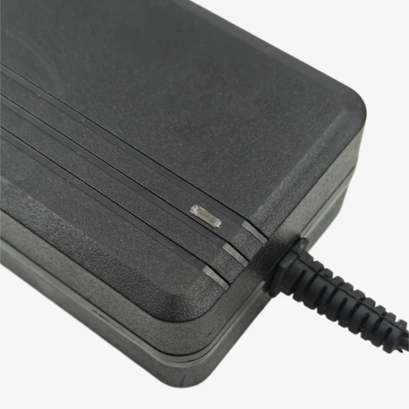 14.6V 1.5A Agriculture Sprayer Battery Charger for 12.8V LFP Battery with Power Cable - Image 6
