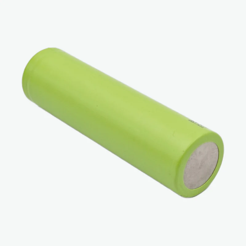 18650 Li-ion 3000mAh Rechargeable Battery - Winway - Image 4